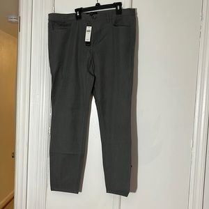 Brand new size 14 Banana Republic Sloan fit pants